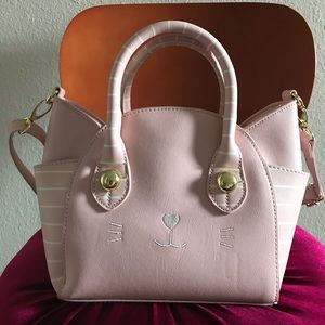 BETSEY JOHNSON kitty purse